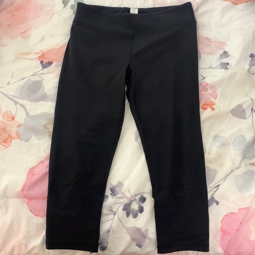 Lululemon Ivivva Girls 3/4 Leggings